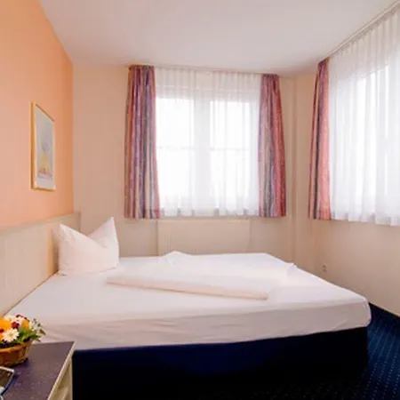 Hotell Achat Messe 3*